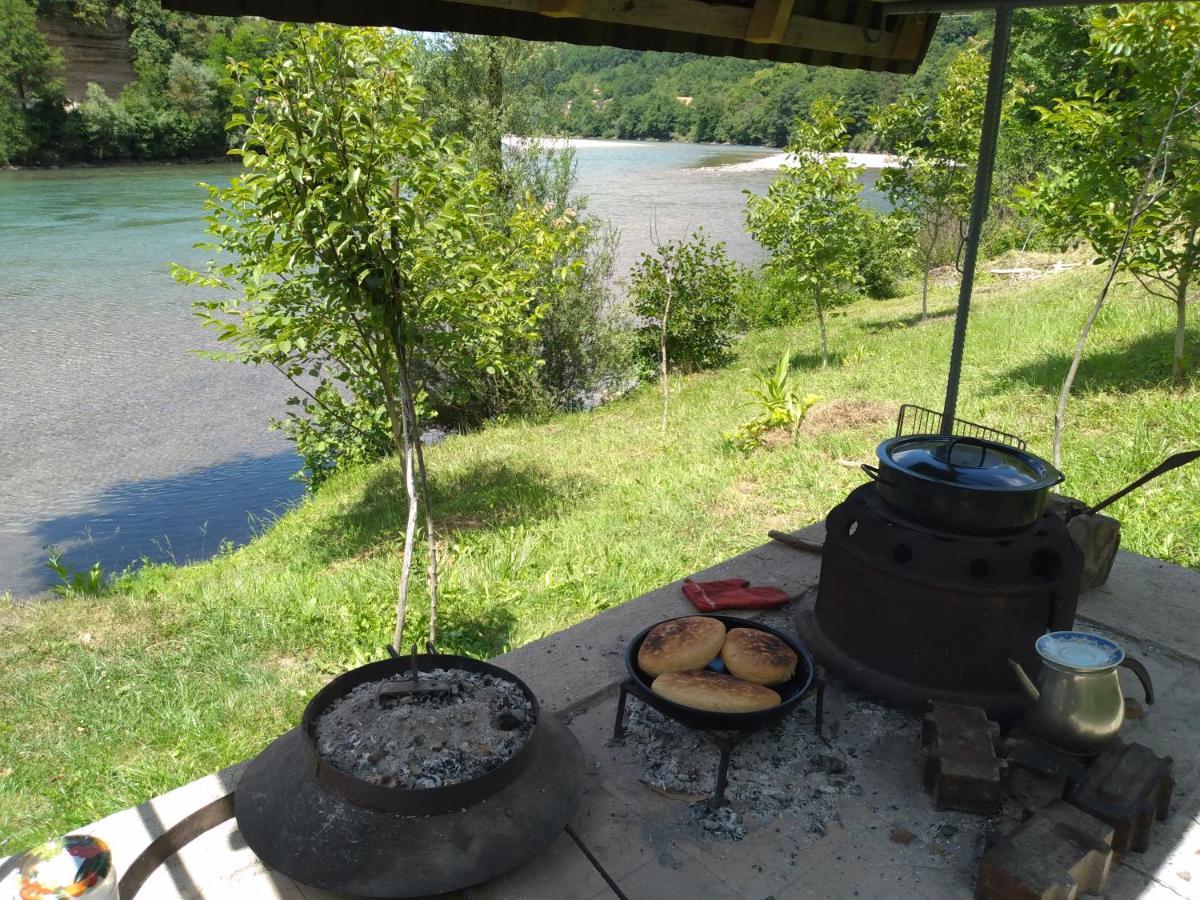 Prenociste Na Drini Foca Bed & Breakfast Dış mekan fotoğraf