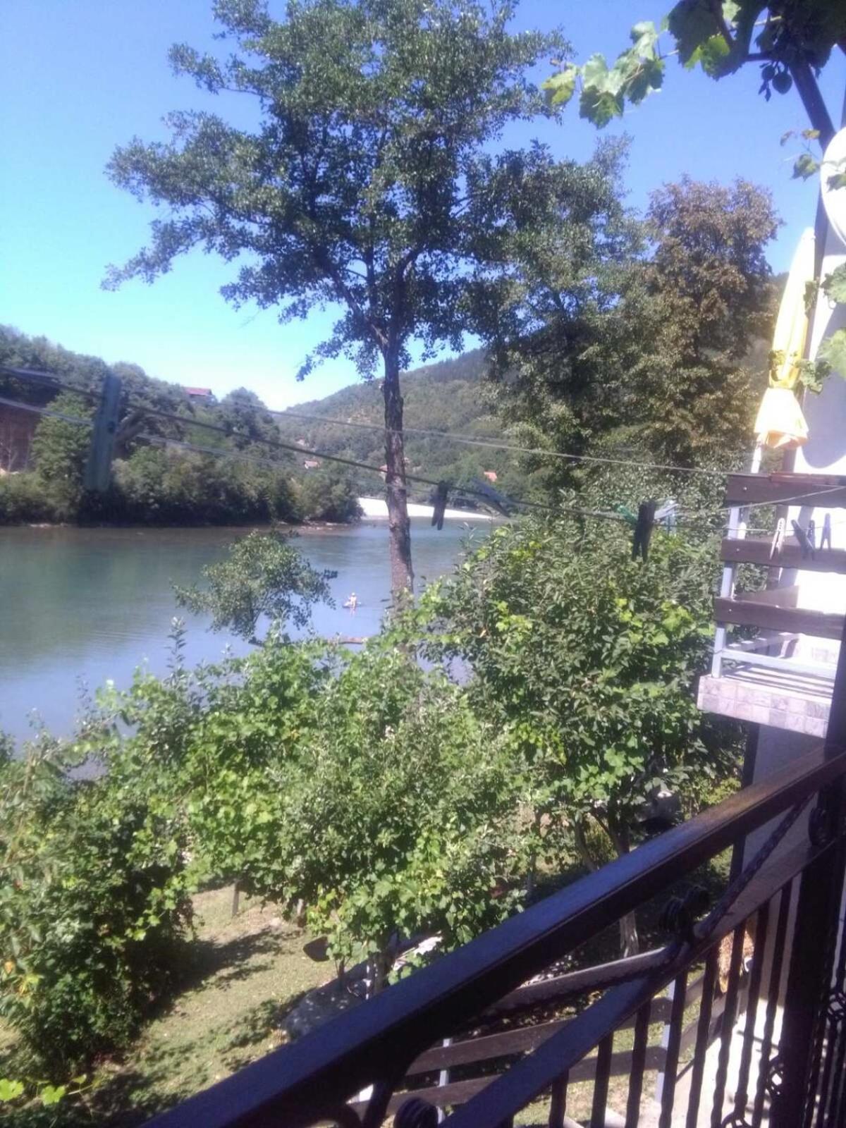 Prenociste Na Drini Foca Bed & Breakfast Dış mekan fotoğraf